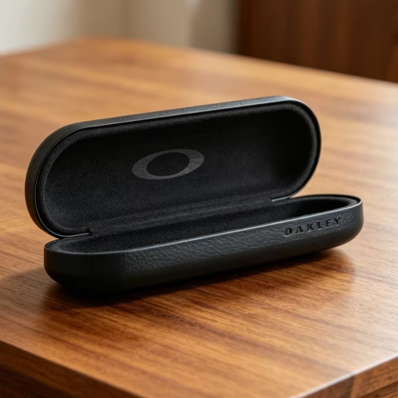 Tech Accessories Bag - Кожаный футляр для солнцезащитных очков Oakley,